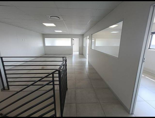 BUSINESS PROPERTY TO RENT IN HALFWAY HOUSE